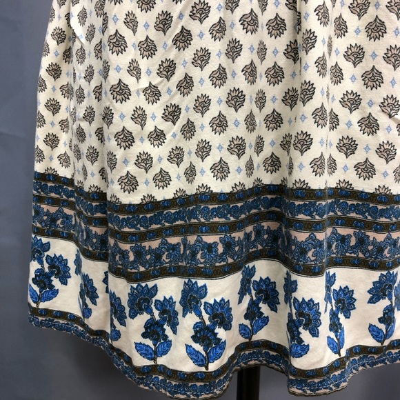 Forever 21- Crochet boho floral dress - Picture 4 of 7